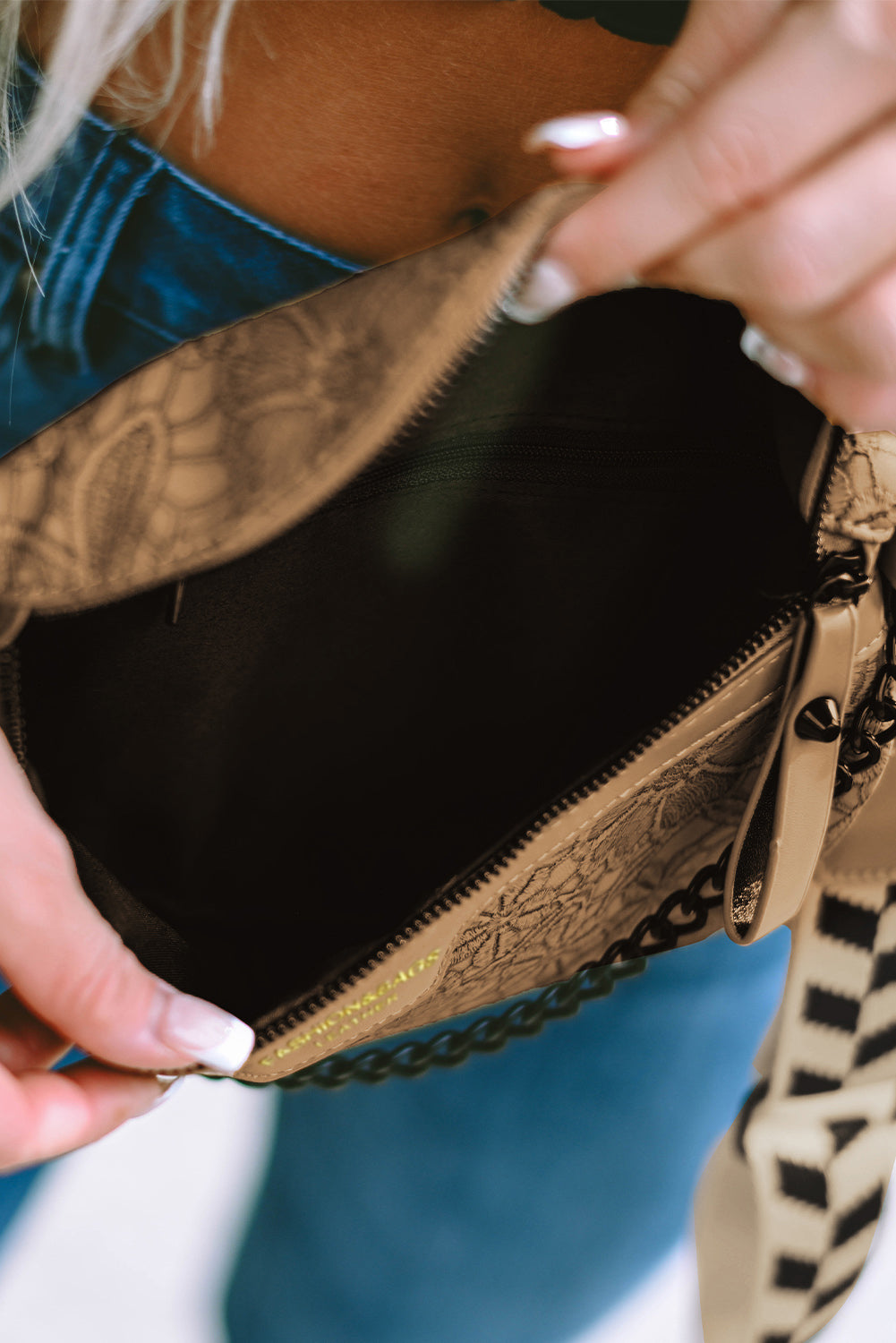 Vintage Tassel Crossbody