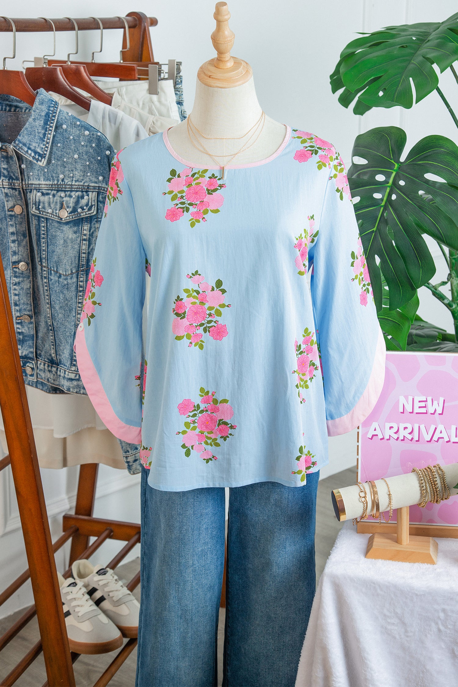 Sky Blue Floral 3/4 Sleeve Blouse