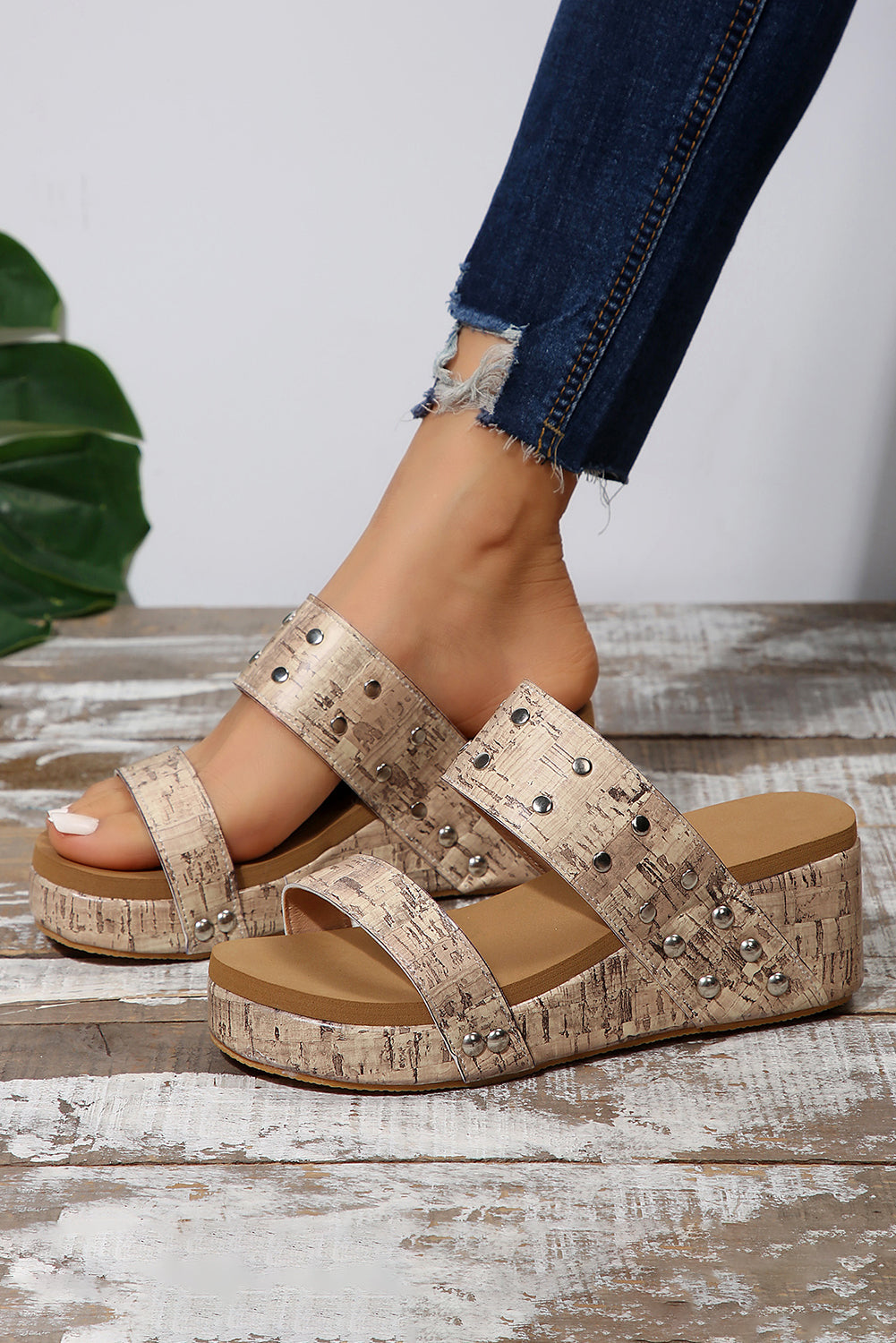 Everyday Rivet Wedge Sandals